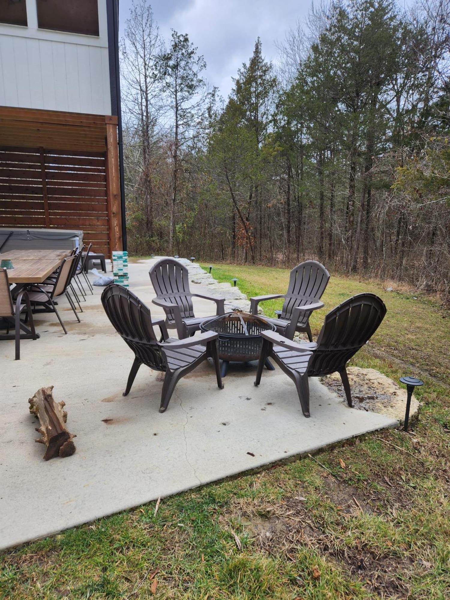 Premier Retreat With Hot Tub, Theater & Pool Table Villa Hollister Bagian luar foto