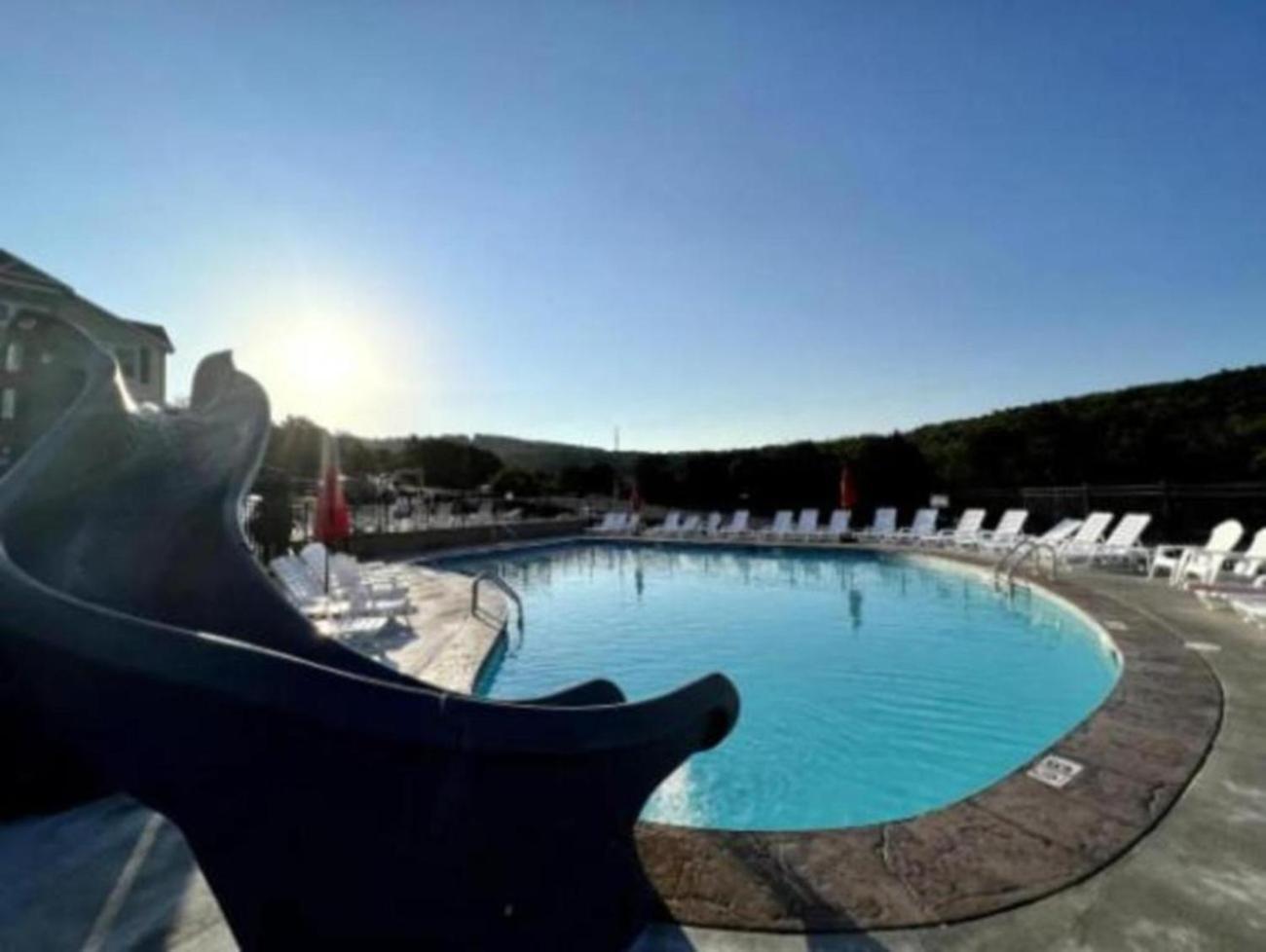 Premier Retreat With Hot Tub, Theater & Pool Table Villa Hollister Bagian luar foto